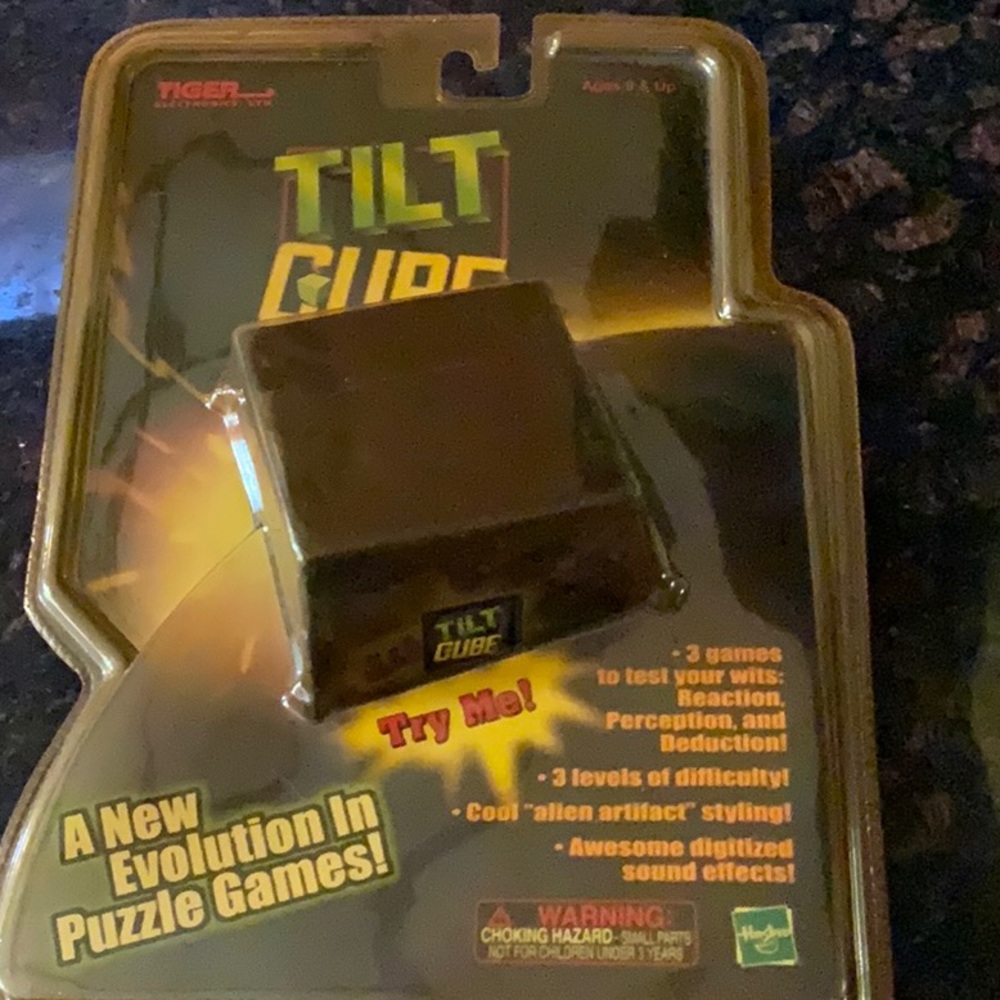 Tiger tilt cube